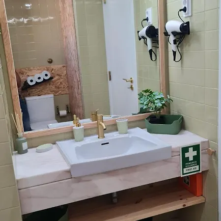 Tarik Escape Algarve 포티마오