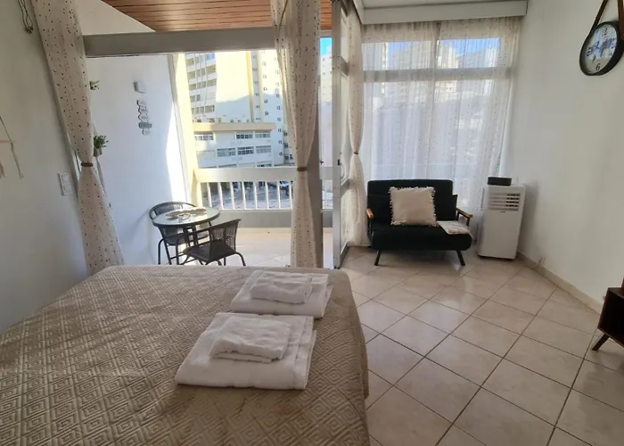 Tarik Escape Algarve * Portimão